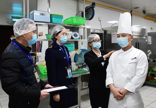 福建省實施餐飲從業者工作時佩戴口罩規定，保障餐飲服務安全